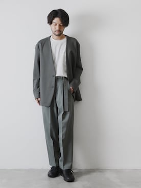 「秋トレンド2021」｜「アイテム（ノーカラージャケット）」を使った、SHUさん（メンズ・170cm）の秋コーディネート