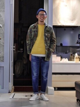 「ホワイトスニーカー」｜「アイテム（スウェット）」を使った、matsu_no_motoさん（メンズ・176cm）の春コーディネート