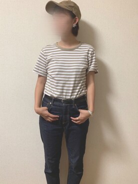 「GU（ジーユー）のアイテム（Tシャツ/カットソー、ベージュ系）」を使った、ay🧸さん（レディース）の夏コーディネート