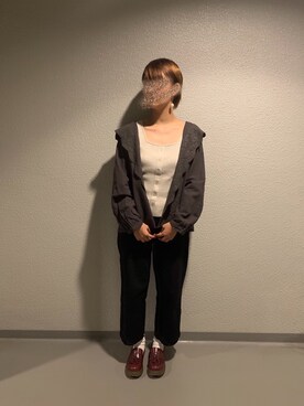 「PAGEBOY（ページボーイ）のスクエアニットタンク（タンクトップ、ベージュ系）」を使った、ay🧸さん（レディース）の秋コーディネート