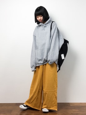 「unrelaxing（アンリラクシング）のアイテム」を使った、hinaさん（レディース・163cm）の冬コーディネート