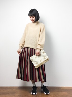 「Kastane（カスタネ）のマルチストライプニットスカート（スカート）」を使った、hinaさん（レディース・163cm）の冬コーディネート