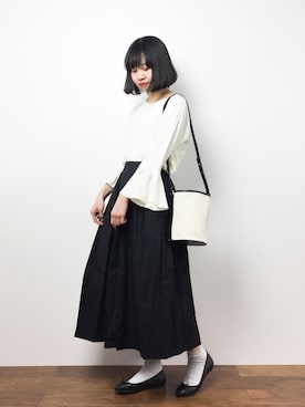 「URBAN RESEARCH Sonny Label（アーバンリサーチサニーレーベル）のSonny Label キャンバスバケツショルダーバッグ（ショルダーバッグ）」を使った、hinaさん（レディース・163cm）の冬コーディネート