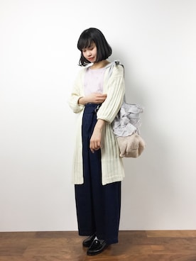 「chambre de charme（シャンブルドゥシャーム）のアイテム（パンツ）」を使った、hinaさん（レディース・163cm）の冬コーディネート