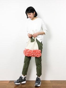 「ハイテクスニーカー」｜hinaさん（レディース・163cm・20代）の春コーディネート