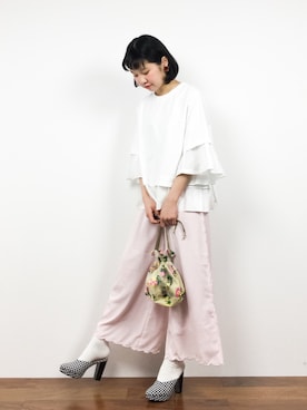 「ゆったりシルエット」｜「アイテム（その他シューズ）」を使った、hinaさん（レディース・163cm）の春コーディネート