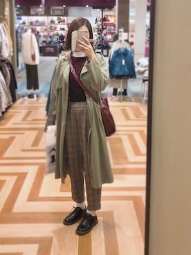 「Right-on（ライトオン）のアイテム（トレンチコート）」を使った、amiさん（レディース・166cm）の秋コーディネート