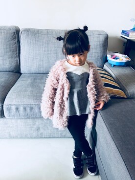 「petit main（プティマイン）のアイテム（その他アウター）」を使った、木子女门木さん（キッズ・100cm）の冬コーディネート