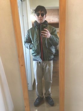 「BEAMS（ビームス）のアイテム（MA-1）」を使った、キャサさん（メンズ・171cm）の春コーディネート