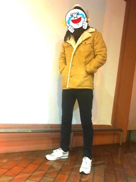 「アイテム（ムートンコート、イエロー系）」を使った、かずをさん（メンズ・175cm）の冬コーディネート