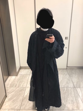 「ISSEY MIYAKE（イッセイミヤケ）のアイテム（トレンチコート）」を使った、カイリューさん（メンズ・168cm）の春コーディネート