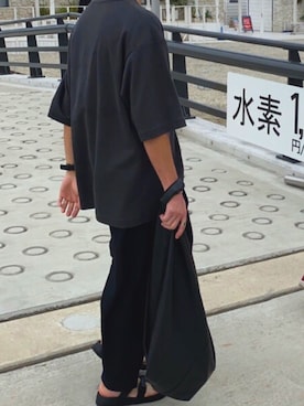 「KRIS VAN ASSCHE（クリスヴァンアッシュ）のアイテム（パンツ）」を使った、カイリューさん（メンズ・168cm）の夏コーディネート