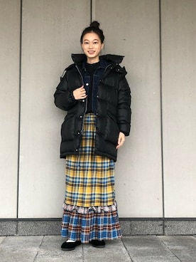 「マキシスカート」｜「アイテム（ダウンジャケット/コート）」を使った、BEAMS BOYさん（レディース・162cm）の冬コーディネート