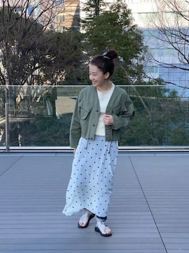 「ショート丈トップス」｜「アイテム（ミリタリージャケット）」を使った、BEAMS BOYさん（レディース・155cm）の春コーディネート
