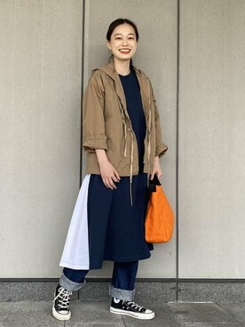 「Champion別注」｜「アイテム（ワンピース/ドレス）」を使った、BEAMS BOYさん（レディース・162cm）の春コーディネート