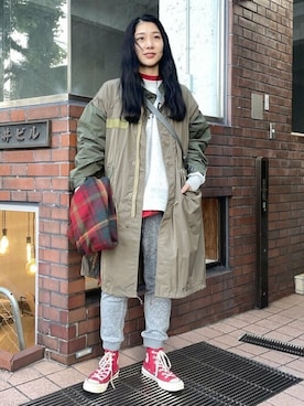 「M-65」｜「アイテム（財布/小物）」を使った、BEAMS BOYさん（レディース・162cm）の秋コーディネート