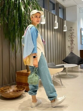 「シャツアレンジ」｜「アイテム（スウェットパンツ）」を使った、BEAMS BOYさん（レディース・159cm）の冬コーディネート