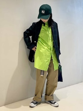 「新作」｜「アイテム（チノパンツ）」を使った、BEAMS BOYさん（レディース・151cm）の冬コーディネート