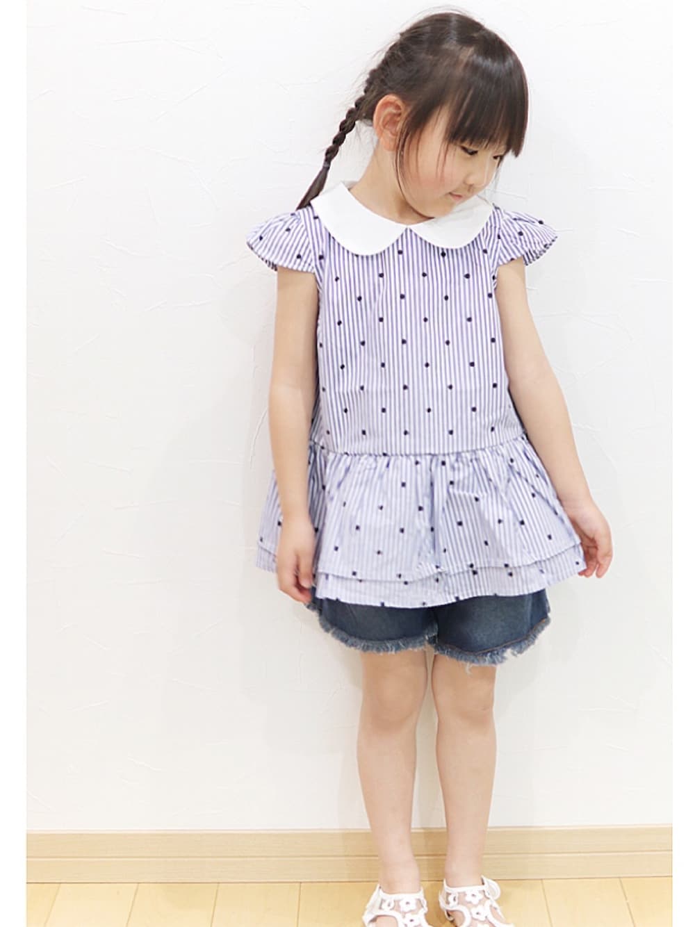 「petitmain、キッズコーデ、夏コーデ、女の子、4歳」｜「petit mainのアイテム（トップス、ブルー系）」を使った、さーちゃんさん（キッズ・100cm）の夏コーディネートの1枚目の写真