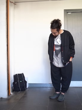 「b store（ビーストア）のアイテム」を使った、higeさん（メンズ・165cm）の春コーディネート