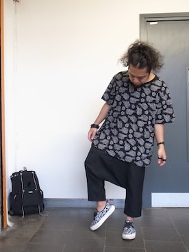 「UNIQLO Tシャツ」｜「アイテム（シューズ）」を使った、higeさん（メンズ・165cm）の夏コーディネート