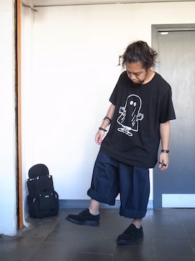 「UNIQLO Tシャツ」｜「アイテム（シューズ）」を使った、higeさん（メンズ・165cm）の夏コーディネート