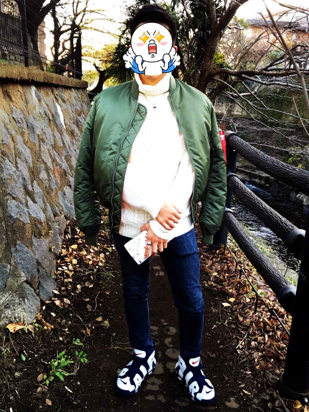「タートルネックニット、MA-1、uptempo」｜「ALPHAの【ALPHA】MA-1 TIGHT（MA-1、グリーン系）」を使った、K11さん（メンズ・172cm）の冬コーディネートの1枚目の写真