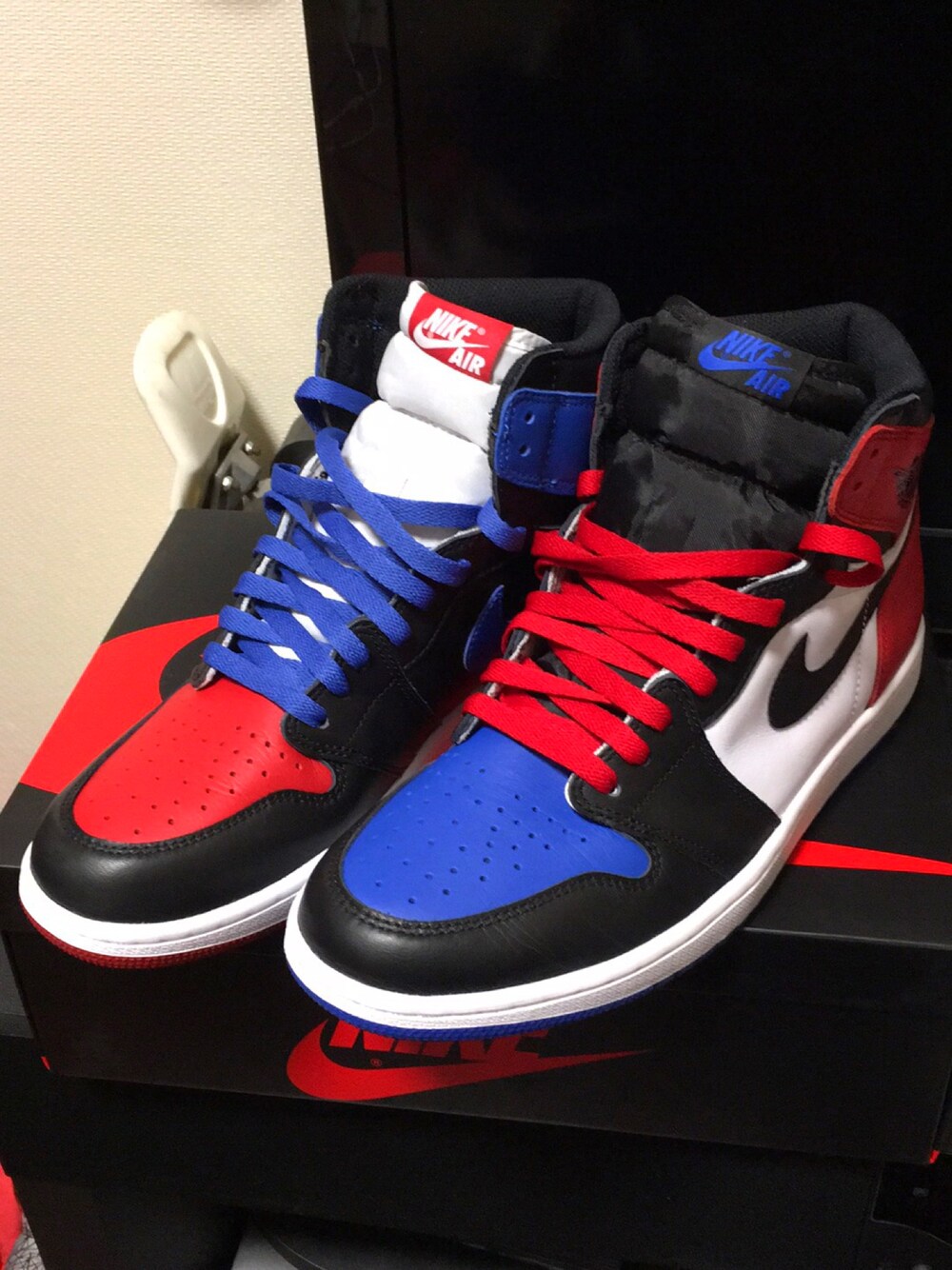 「NEW KICKS、AIR JORDAN、TOP3」｜「AIR JORDANのNIKE AIR JORDAN 1 TOP3（スニーカー、その他）」を使った、K11さん（メンズ・172cm）の冬コーディネートの1枚目の写真