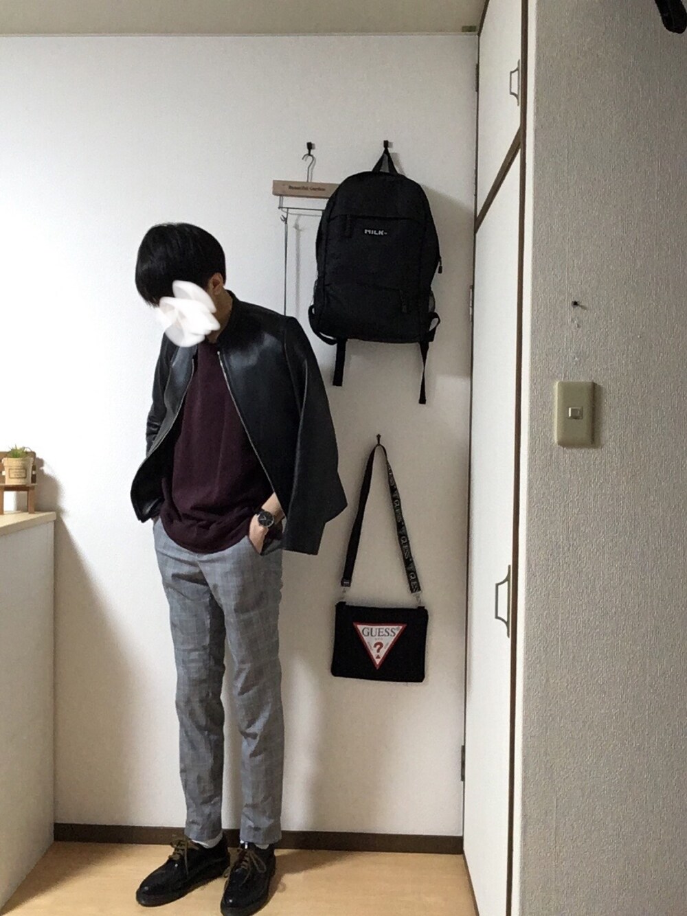 「おしゃれさんと繋がりたい、平成最後のWEARISTAセンバツ、お洒落さんとつながりたい、オトナカジュアル、プチプラ、LIDnM、カジュアル、GUコーデ、チンスースタイル」｜「LIDNMのLIDnM/リドム/ラムレザーシングルライダース（ライダースジャケット、ブラック系）」を使った、シーユエン チンスーさん（メンズ・180cm）の春コーディネートの1枚目の写真