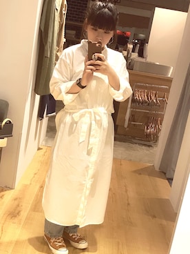 「SEVENDAYS=SUNDAY（セブンデイズサンデイ）のアイテム（シャツワンピース）」を使った、マナティさん（レディース・152cm）の春コーディネート