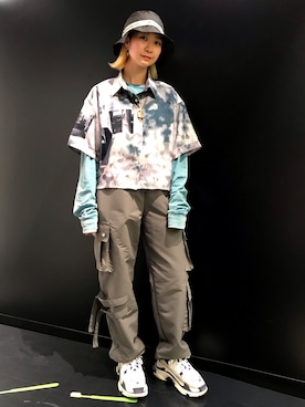 「L.H.P（エルエイチピー）のアイテム（カーゴパンツ）」を使った、オダジマ ミユキ【LHP WOMEN】さん（レディース・160cm）の春コーディネート