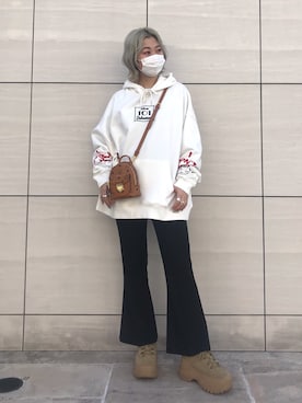 「Torenia（トレニア）のTorenia/トレニア/フレアパンツ（その他パンツ、ブラック系）」を使った、オダジマ ミユキ【LHP WOMEN】さん（レディース・160cm）の冬コーディネート