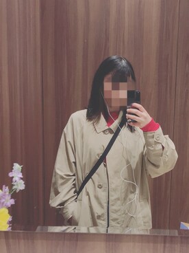 「red」｜「アイテム（ステンカラーコート）」を使った、こけしさん（レディース・155cm）の春コーディネート