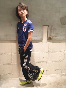 Adidas アディダス の アディダス サッカー日本代表 キッズ ホームレプリカユニフォーム半袖 Tシャツ カットソー Wear