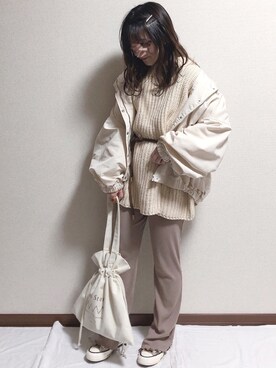 「消えそうな色コーデ」｜「アイテム（マウンテンパーカー）」を使った、ERIKAさん（レディース・152cm）の春コーディネート