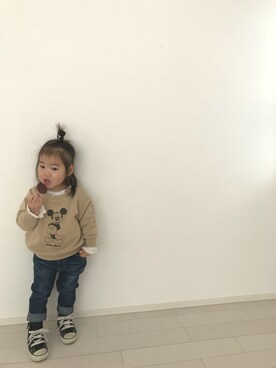 「AZUL by moussy（アズールバイマウジー）のアイテム（スウェット）」を使った、ioioさん（キッズ・100cm）の冬コーディネート