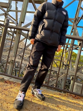 「オフホワイト」｜「アイテム（アナログ腕時計）」を使った、ryoさん（メンズ・175cm）の冬コーディネート