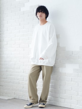 「flaner（フラネ）のアイテム（パンツ）」を使った、上野一稀さん（メンズ・173cm）の秋コーディネート