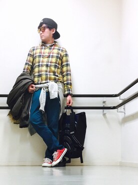 「赤コンバース」｜「アイテム（その他アウター）」を使った、*shu*さん（メンズ・171cm）の春コーディネート