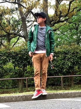 「tk.TAKEO KIKUCHI（ティーケータケオキクチ）のアイテム（ナイロンジャケット）」を使った、*shu*さん（メンズ・171cm）の春コーディネート