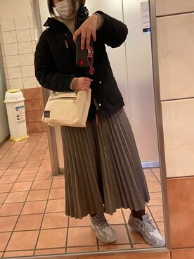 「ケーブルニット」｜「アイテム（マウンテンパーカー）」を使った、きのこさん（レディース・163cm）の冬コーディネート