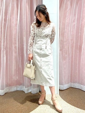 「JILL by JILL STUART（ジルバイジルスチュアート）のアイテム（Tシャツ/カットソー）」を使った、JILL by JILL STUART STAFFさん（レディース・158cm）の冬コーディネート