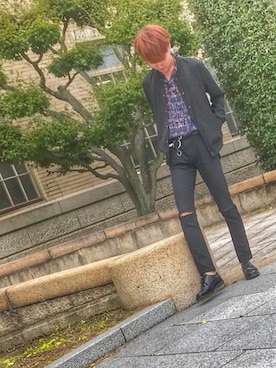 「ITTI（イッチ）のアイテム（アクセサリー）」を使った、和司さん（メンズ・177cm）の秋コーディネート
