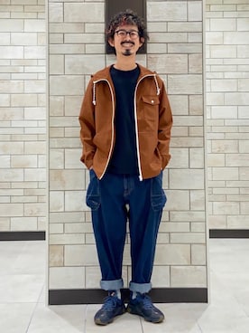 「coen（コーエン）のアイテム（パンツ）」を使った、coen Shinoさん（メンズ・165cm）の春コーディネート