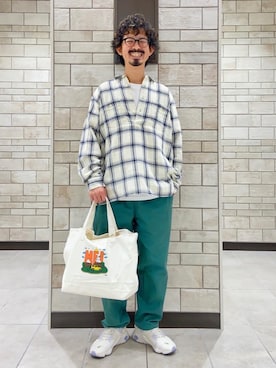 「MEI（メイ）のアイテム」を使った、coen Shinoさん（メンズ・165cm）の夏コーディネート