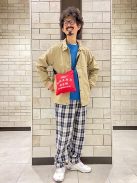 「USAコットン」｜「アイテム（スウェット）」を使った、coen Shinoさん（メンズ・165cm）の春コーディネート
