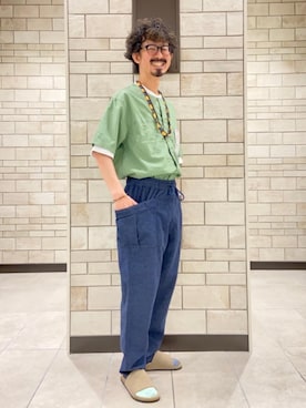 「SMITH'S（スミス）のアイテム（トップス）」を使った、coen Shinoさん（メンズ・165cm）の春コーディネート