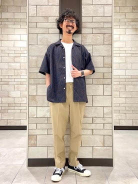 「USAコットン」｜「アイテム（スラックス）」を使った、coen Shinoさん（メンズ・165cm）の春コーディネート