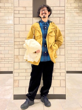 「秋トレンド2021」｜「アイテム（マウンテンパーカー）」を使った、coen Shinoさん（メンズ・165cm）の秋コーディネート