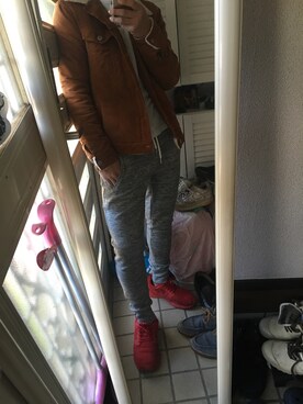 「DOWBL（ダブル）のアイテム（パンツ）」を使った、ruさん（メンズ・165cm）の冬コーディネート